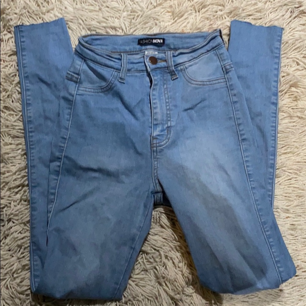 Skinny jeans
